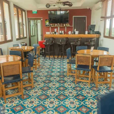 Hotel Presidente ลาส ทาบลาส ภายนอก รูปภาพ