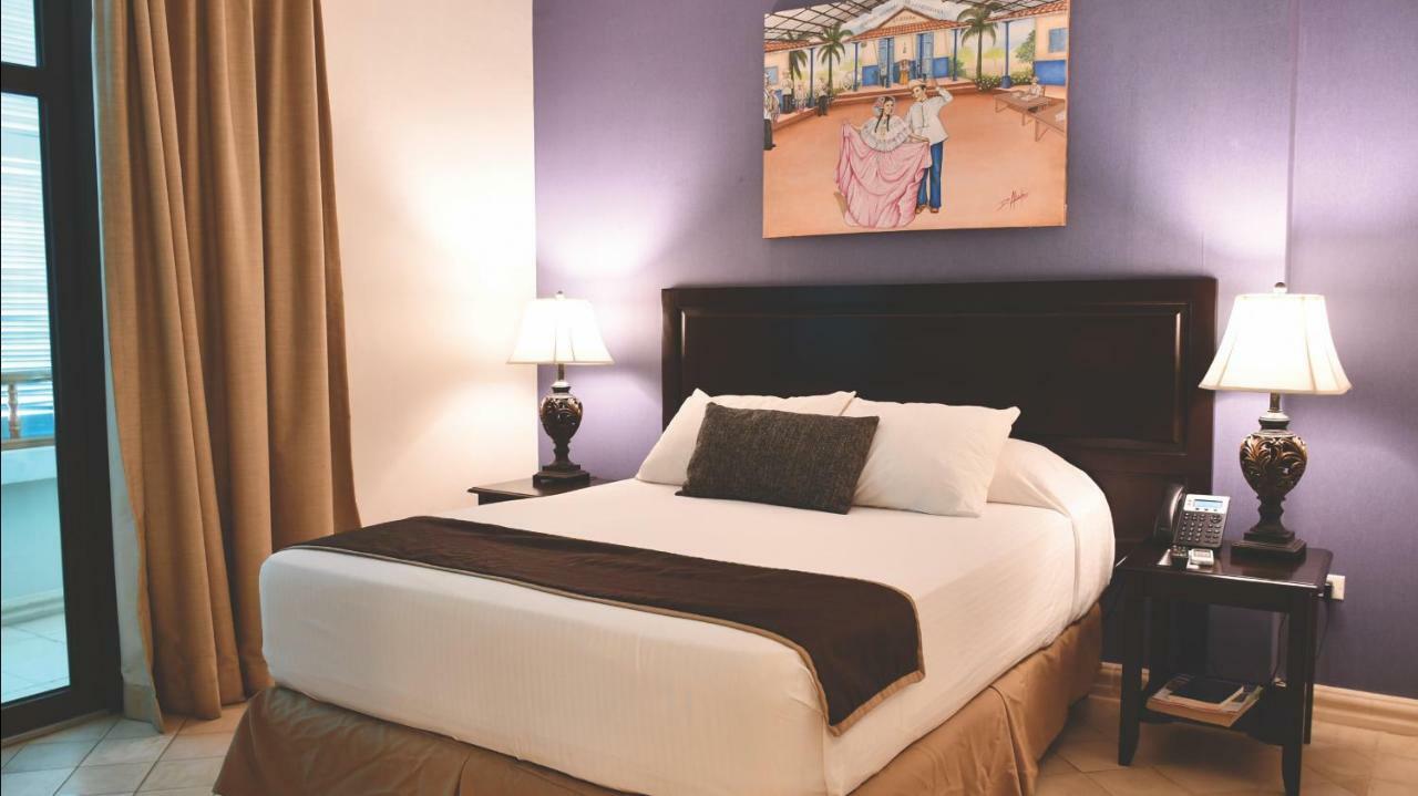 Hotel Presidente ลาส ทาบลาส ภายนอก รูปภาพ